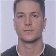 Graduado en magisterio por inglés y educación física. Llevo dos años dando clases particulares a niños de 3 de la ESO.